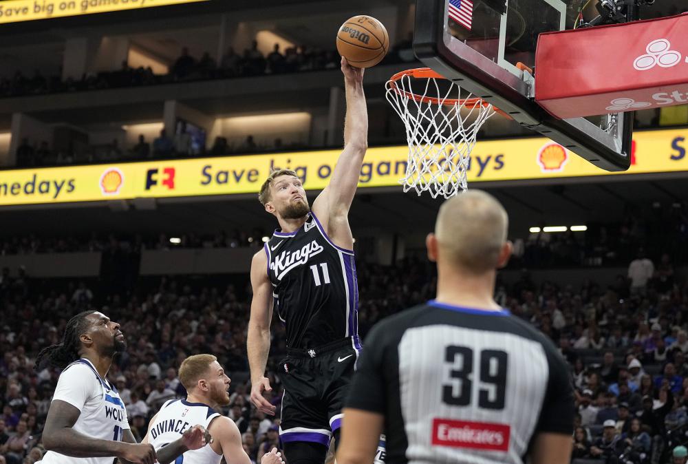 防守两端的 防守两端的