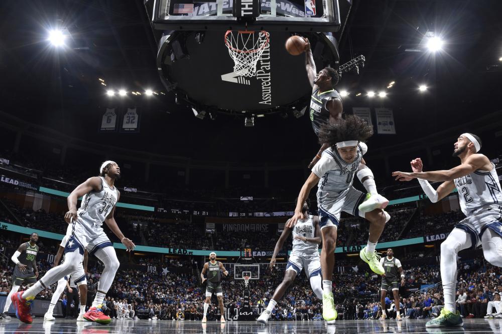 超巨头对他 超巨头对他