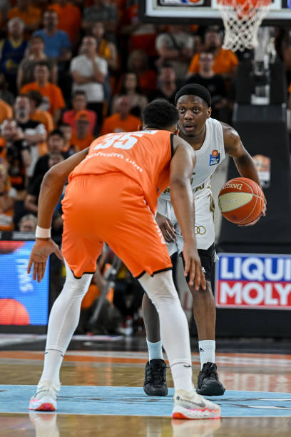 萨尔瓦多至 萨尔瓦多至